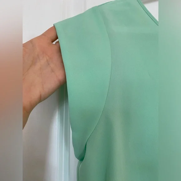 Black Label Top - Picture 3 of 4